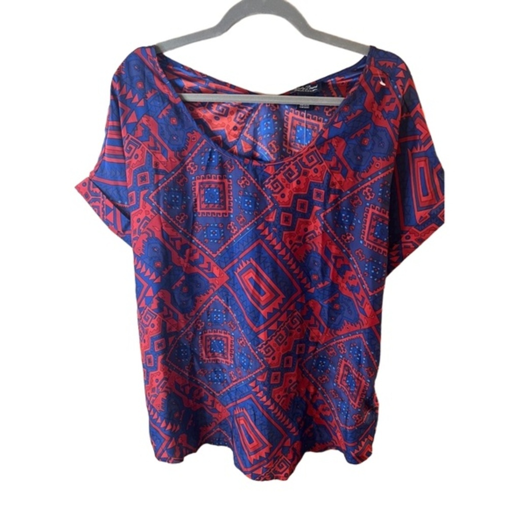 Lucky Brand Red and Blue Patterned Blouse. NWT tried on. To big on me.